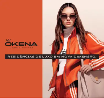 Banner Mulher com uma bolsa, uma blusa laranja e o logo de Monã na camiseta